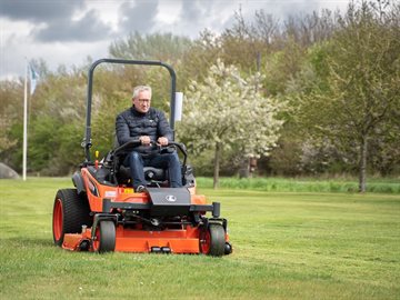 Kubota ZD 1211 R-60